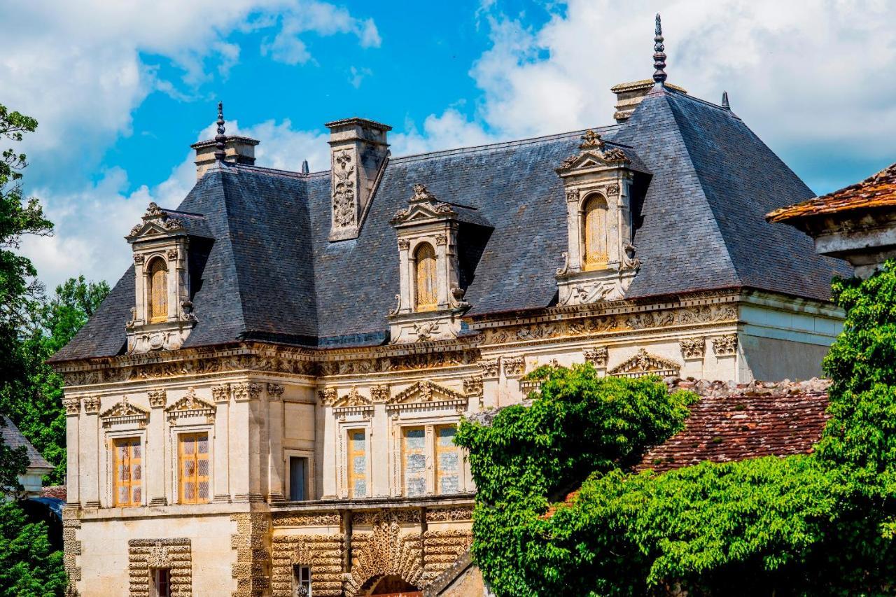 Aupres Du Chateau Tanlay Exterior foto