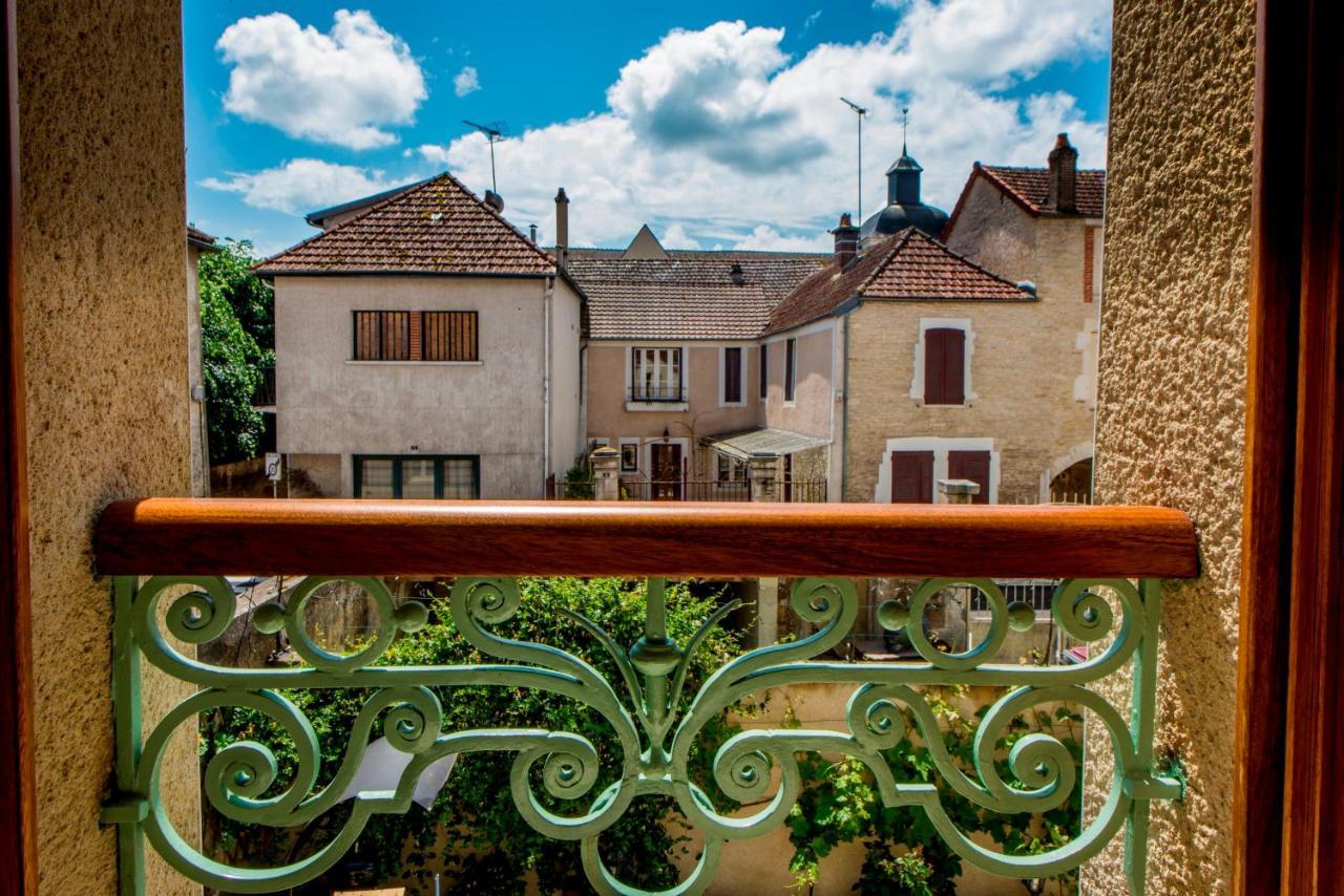 Aupres Du Chateau Tanlay Exterior foto